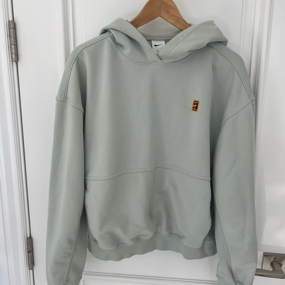 Nike Tops - Nike Court hoodie sweatshirt